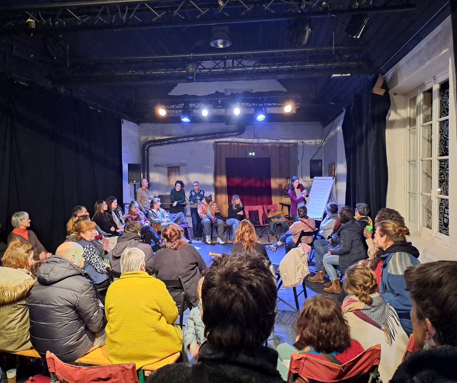 "Chaque année en février, notre banquet est l’occasion de tisser des liens avec les habitant.e.s de Lozère qui arrivent de loin, souvent par des chemins plein d’embûches..."